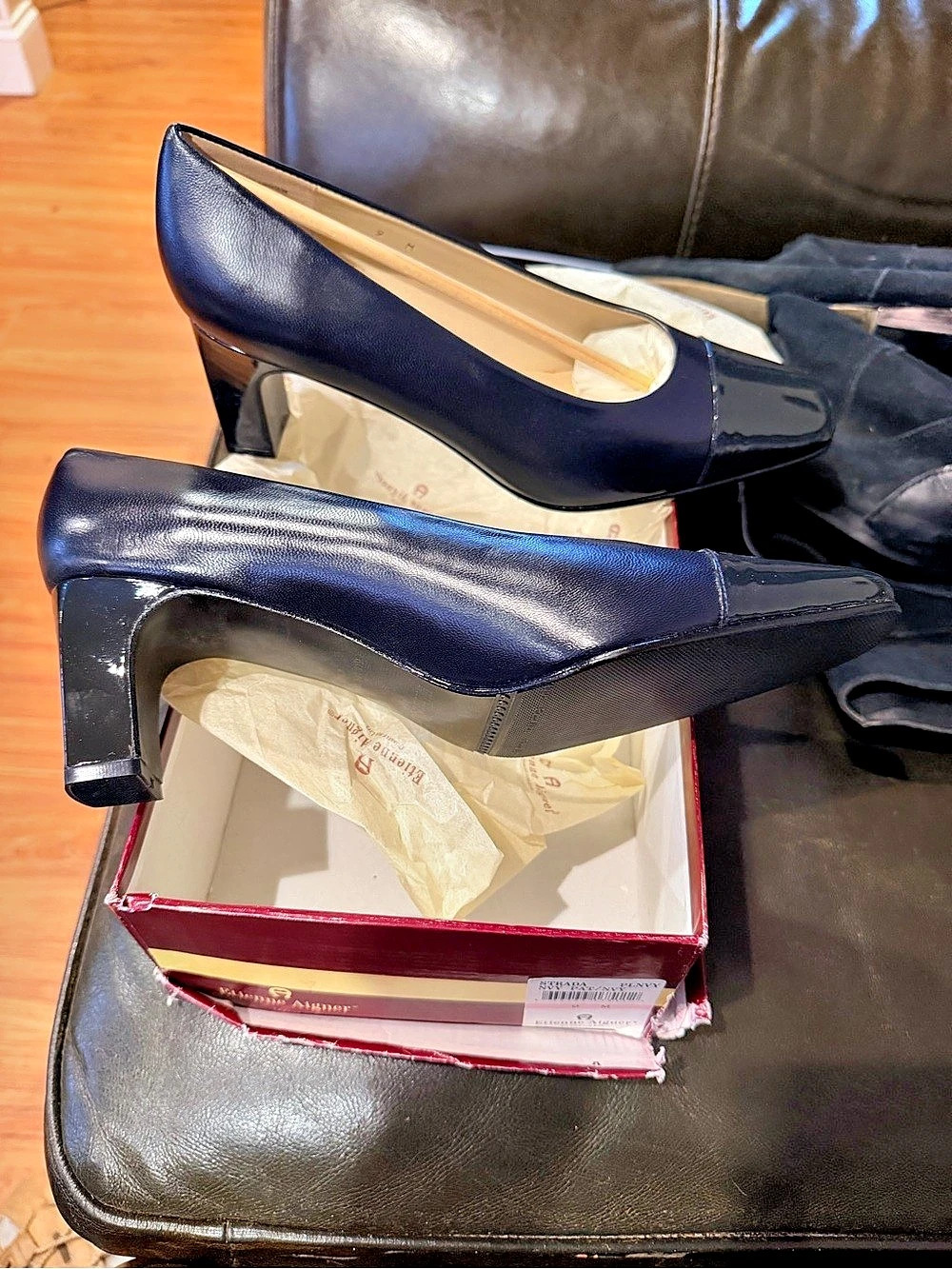 Etienne Aigner Strada Spectator Pumps Navy US 9 M
